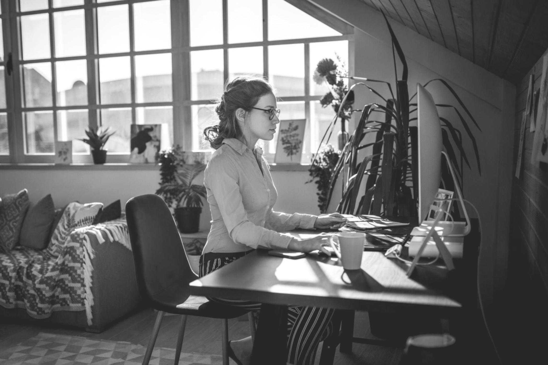 Retirement benefits planning session with legal expert